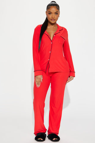 Femme fatale red pajama set